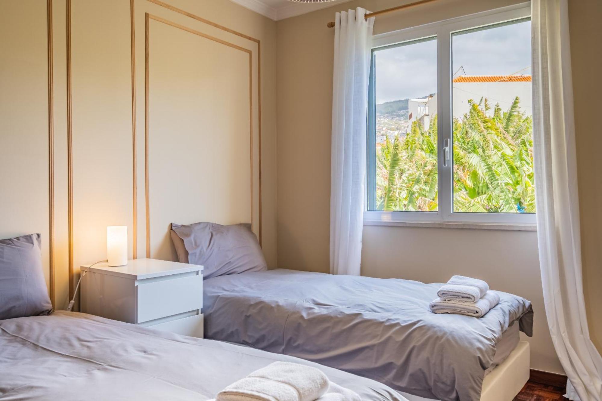 Ferienwohnung Sea View - By Wehost Câmara de Lobos Exterior foto
