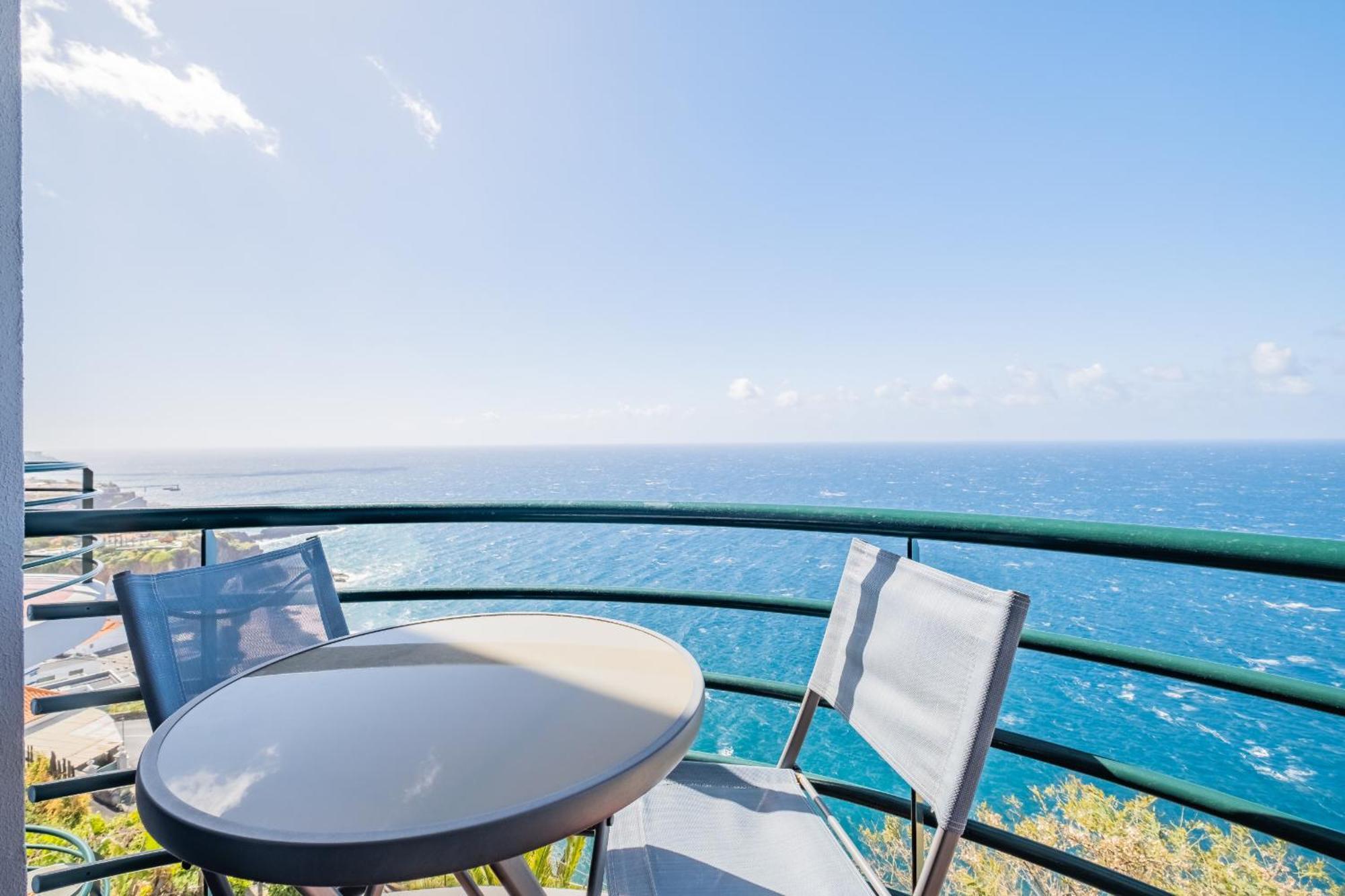 Ferienwohnung Sea View - By Wehost Câmara de Lobos Exterior foto