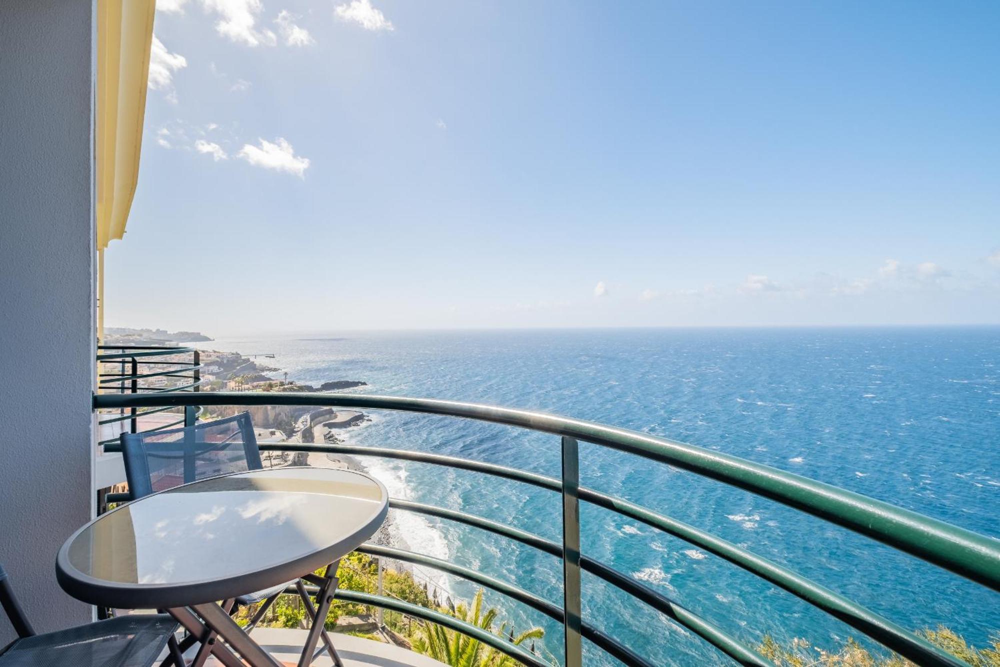 Ferienwohnung Sea View - By Wehost Câmara de Lobos Exterior foto