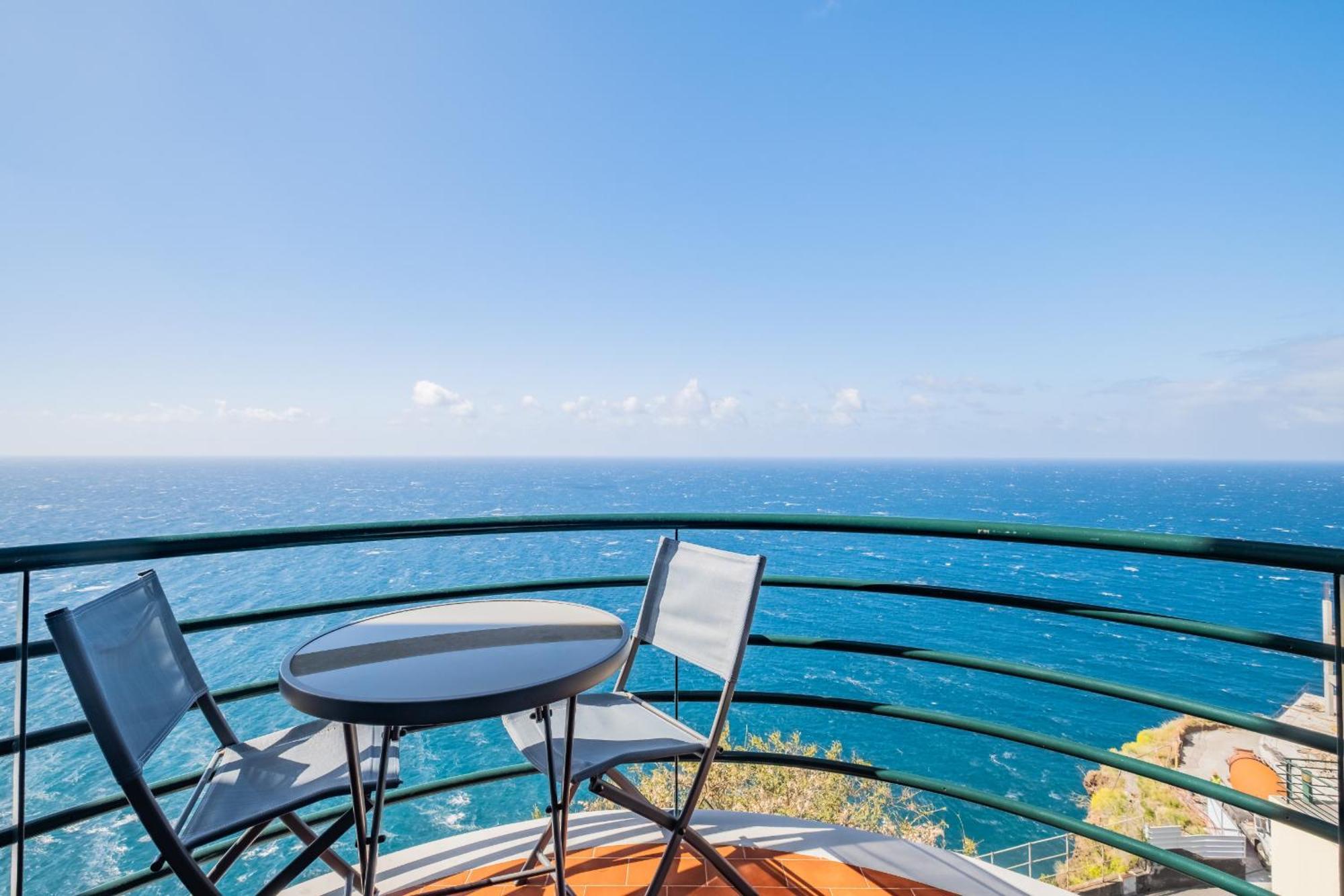 Ferienwohnung Sea View - By Wehost Câmara de Lobos Exterior foto